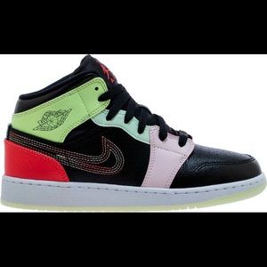 Air Jordan 1 Mid SE (GS)